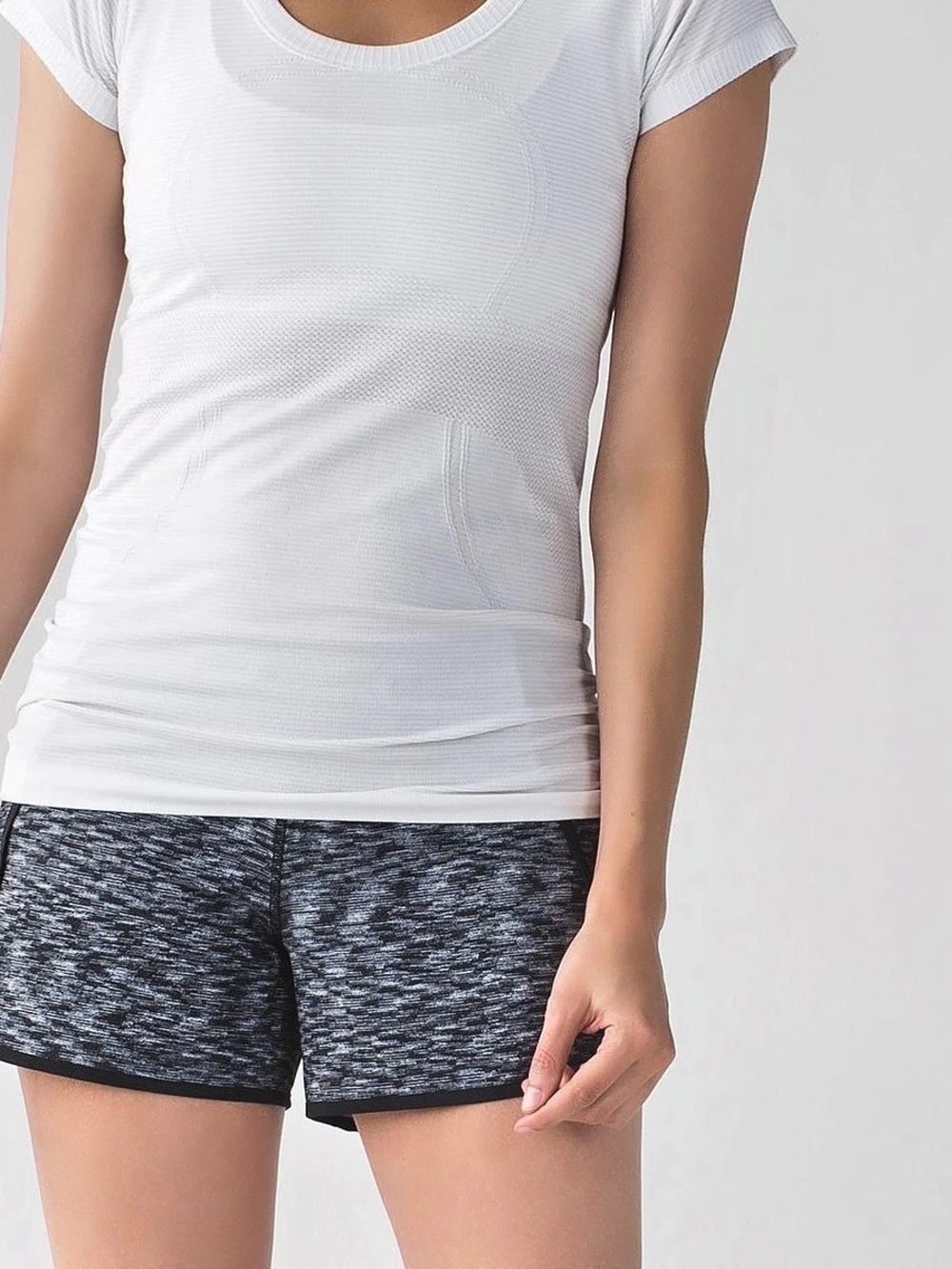 Lululemon Run Times Short *4-way Stretch 4"